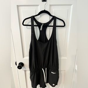 Vuori shorts jumpsuit size M